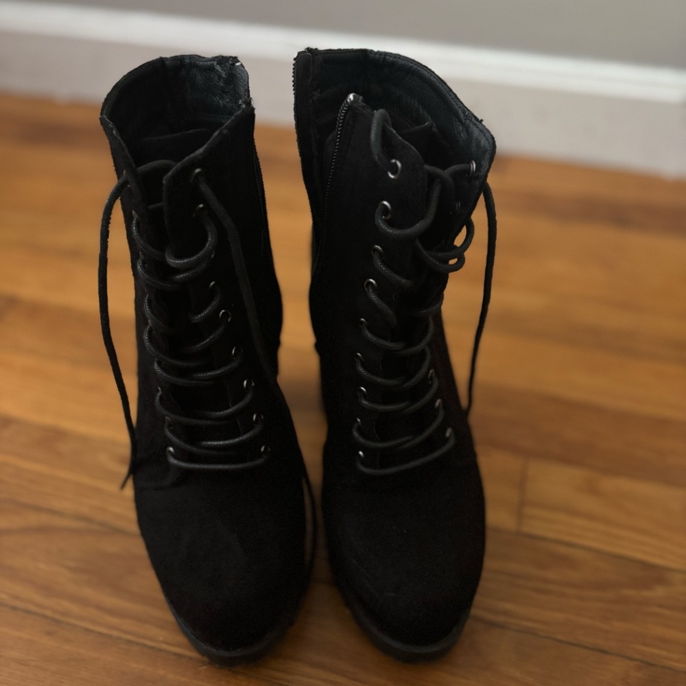 Black Platform Boot - image 2